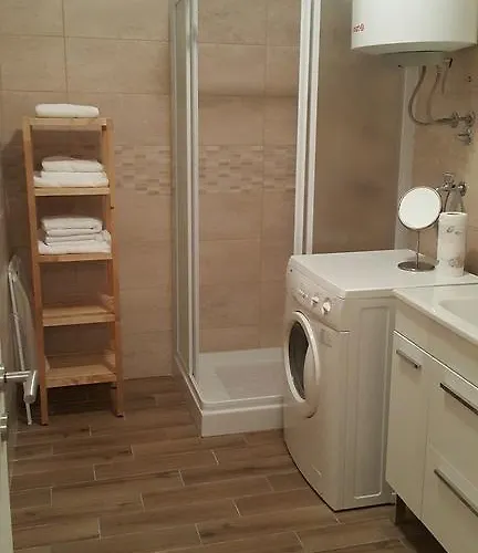 Old Town Center Ρόβινι